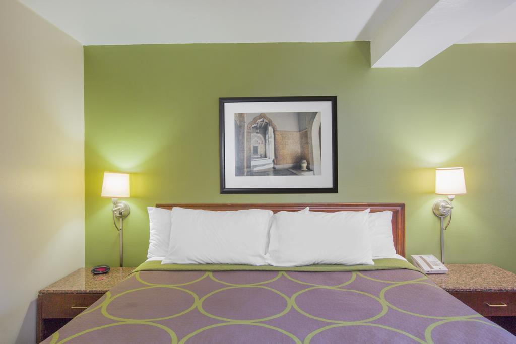 Super 8 By Wyndham Jasper Otel Dış mekan fotoğraf